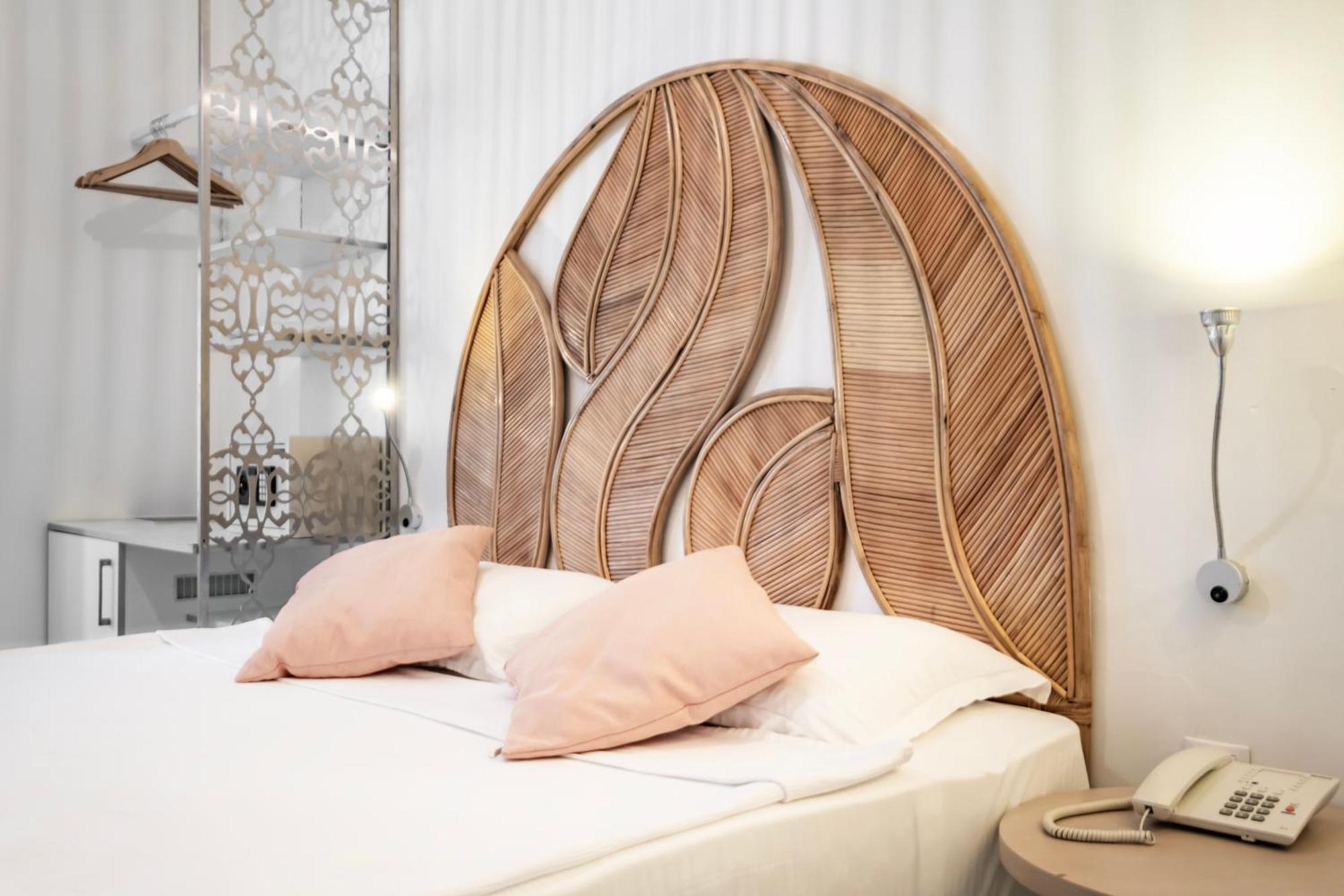 Babana Hotel Golturkbuku Ngoại thất bức ảnh